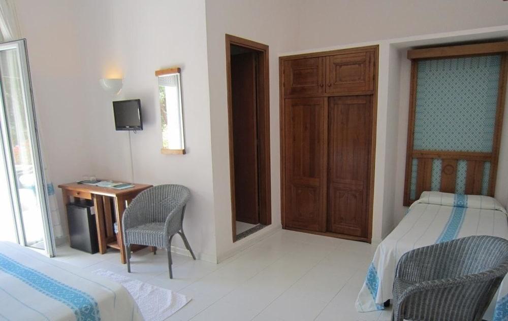 Albergo Miramare Cala Gonone Exterior foto
